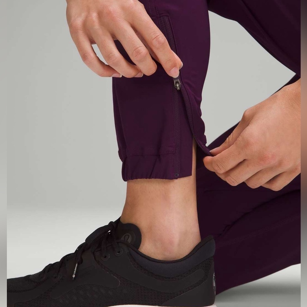 Lululemon Adapted State High-Rise Jogger *Full Length
Dramatic Magenta - Picture 4 of 10